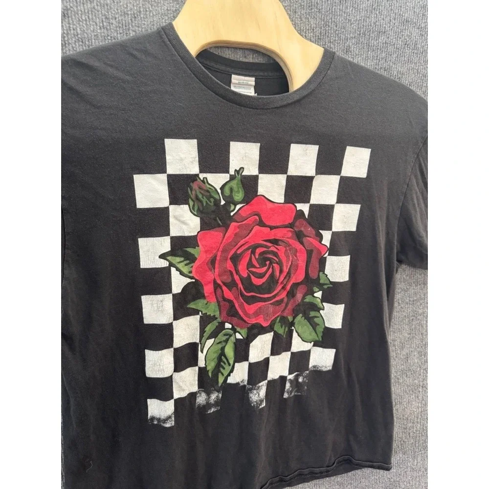 Delta Pro Weight Red Rose Checkered Graphic Tee Black XL Short Sleeve T-Shirt - Picture 3 of 8